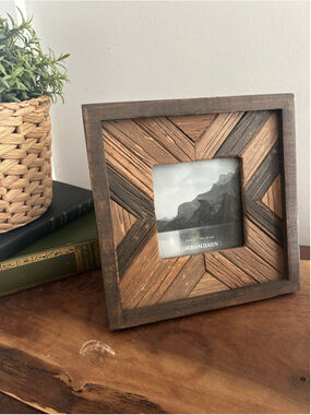 Urban Barn Picture wood Frame Brown Dark Brown 4x4￼